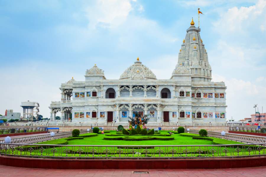 Sunrise Taj Mahal and Mathura Day Tour